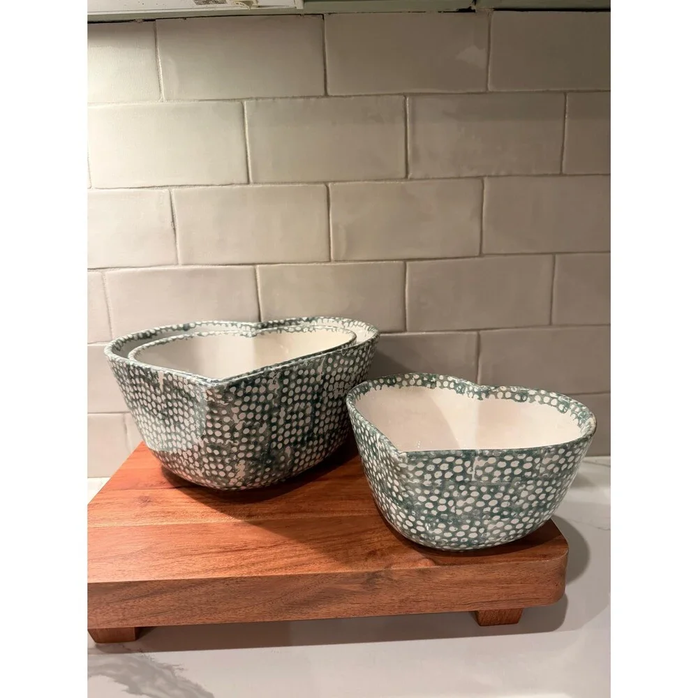 Vintage 1994 ABC Distributing Heart Shaped Nesting Bowls Set of 3 Green